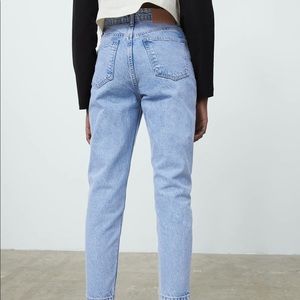 Zara Mom Fit Jeans